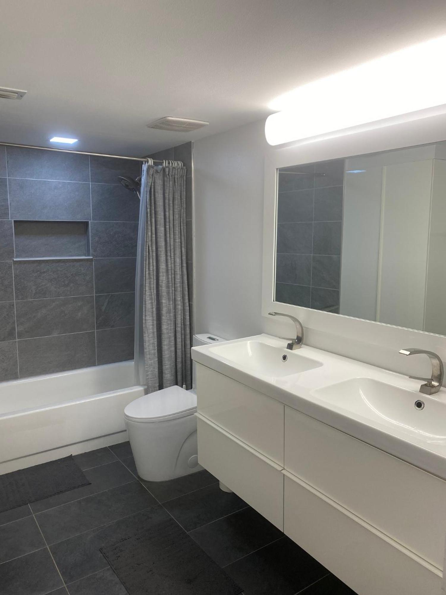 Le Frontenac Villa Sunny Isles Beach Esterno foto