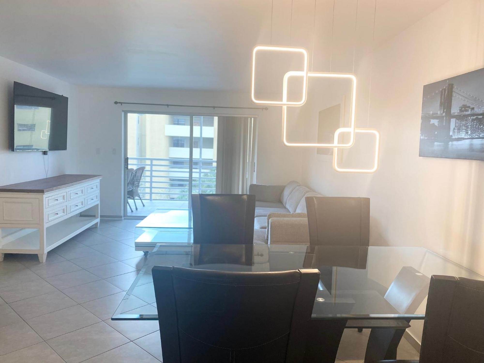 Le Frontenac Villa Sunny Isles Beach Esterno foto